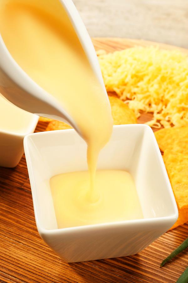 poste no pinterest esta imagem de receita de molho-4-queijos