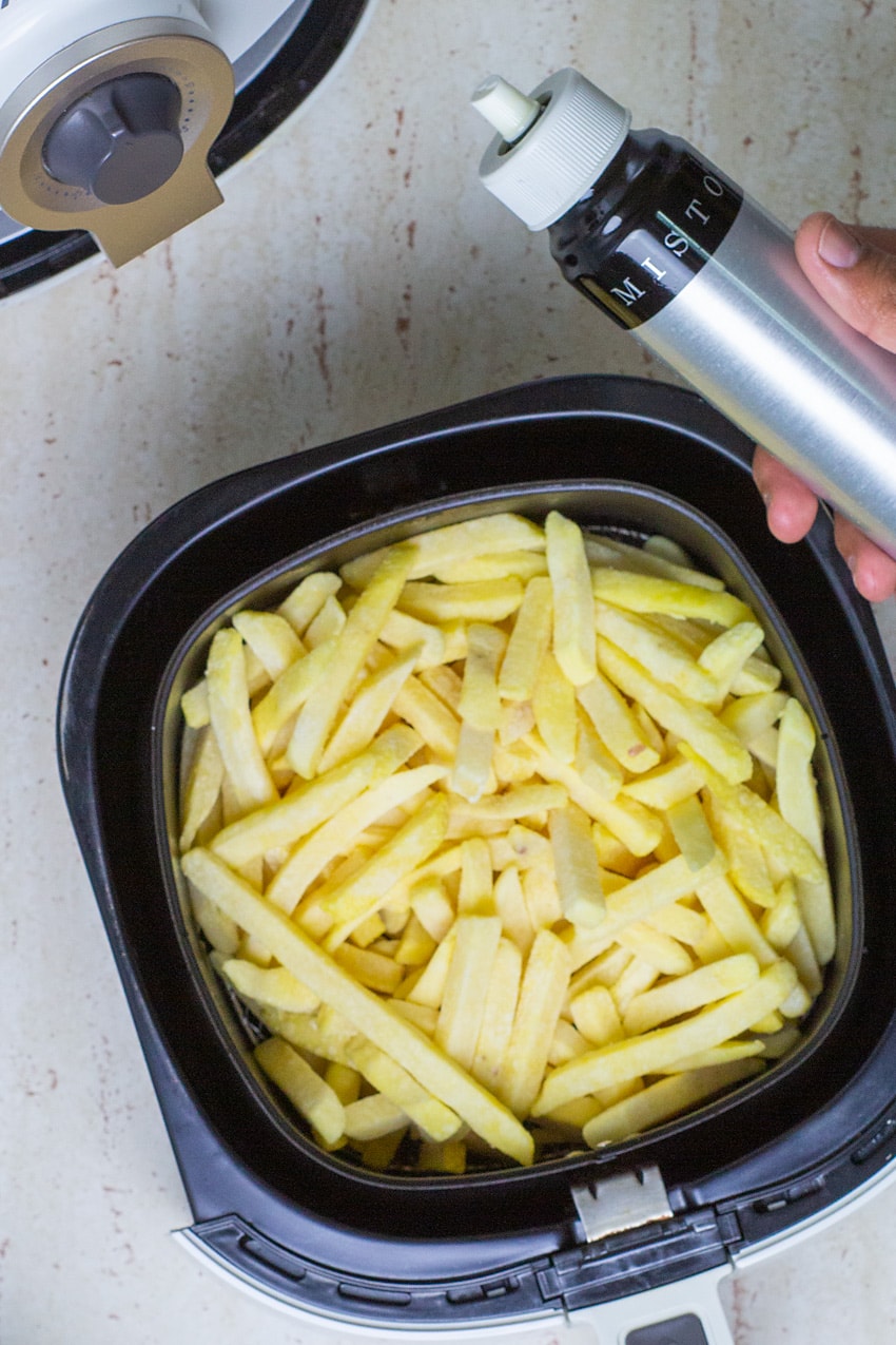 crocante para comer no cesto da airfryer para fritar