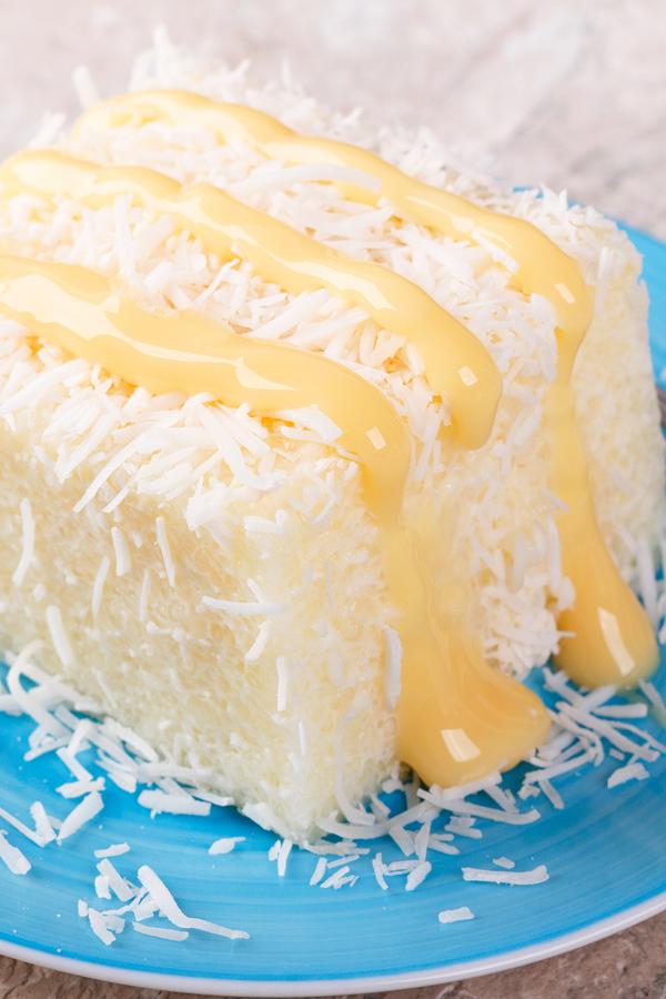 poste no pinterest esta imagem de receita de bolo-de-tapioca-gelado