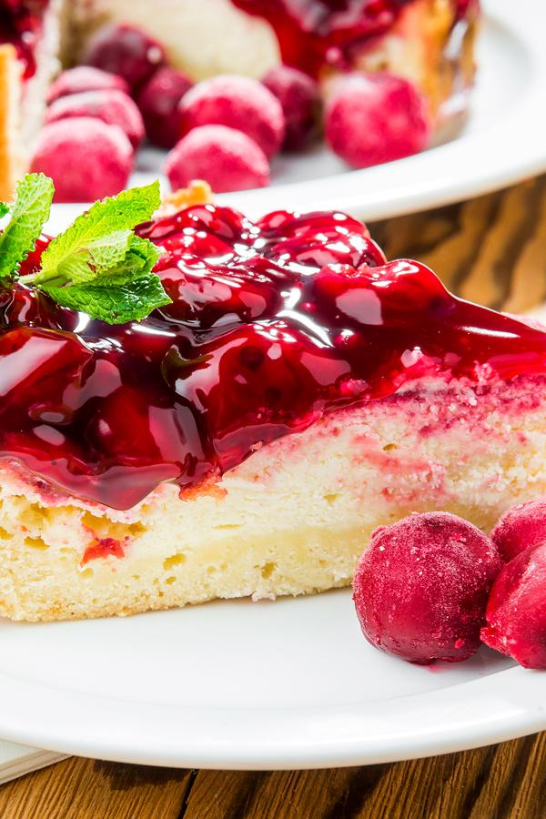 poste no pinterest esta imagem de receita de cheesecake-de-frutas-vermelhas