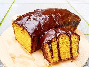 Bolo de cenoura cremoso: perfeição fofinha que derrete