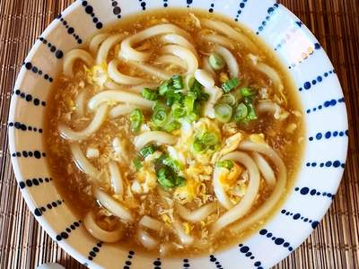 Surpreendente Macarrão Udon +  Opções Criativas Para a Sua Noite Asiática