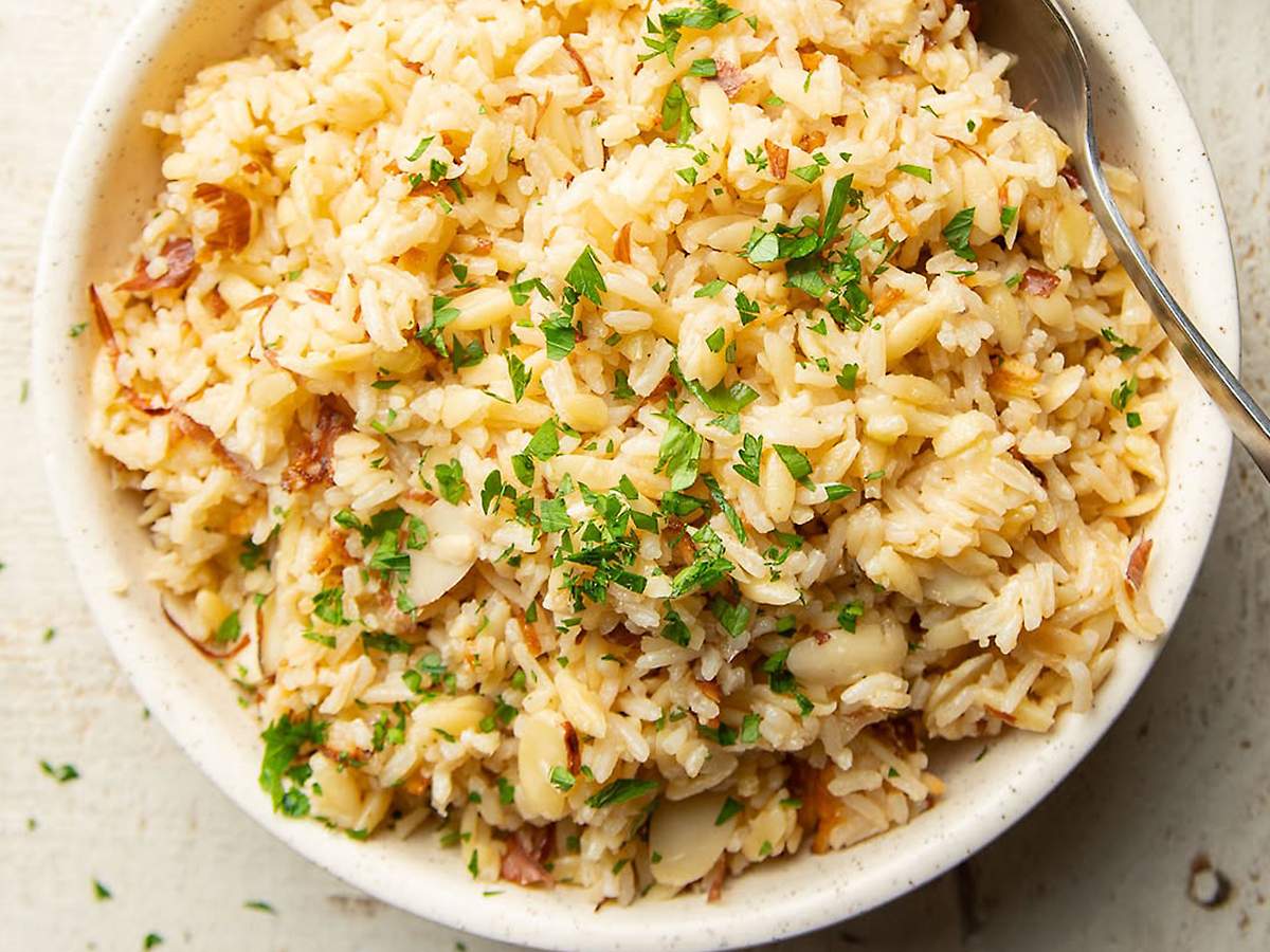 16 Deliciosas Receitas de Arroz com Amêndoas + Variedades Perfeitas para ocasiões especiais