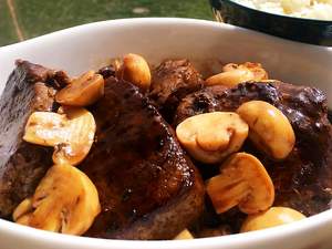 Bife ao Molho Madeira: O Clássico que Conquista