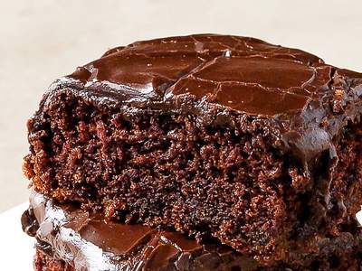 Bolo de Chocolate Com Água Quente + Opções para Fazer Nesse Final de Semana