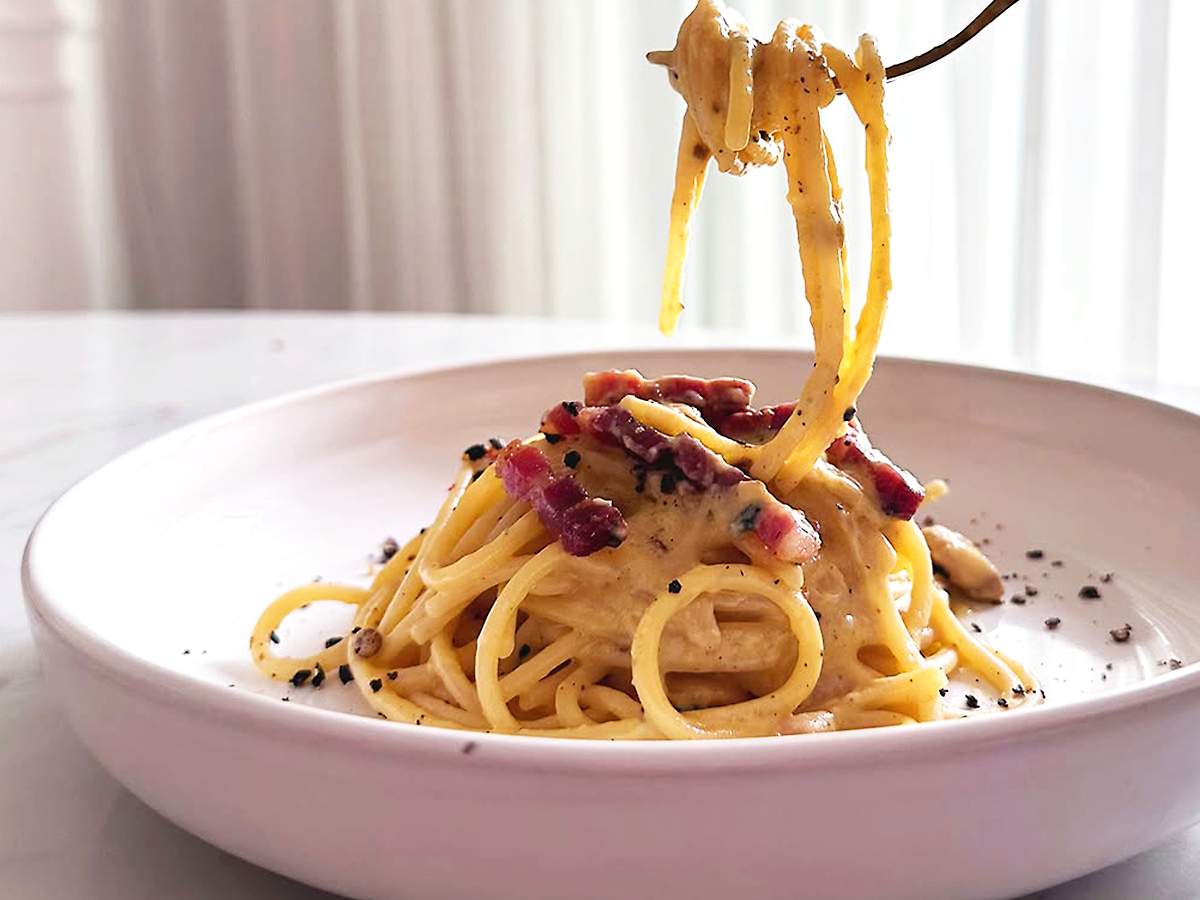 13 Receitas de Molho Carbonara &amp; Combinações Diferentes Para Aproveitar Todo o Sabor