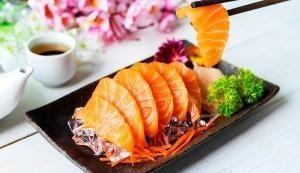 Sashimi De Salmão + Opções Sensacionais Para Levar Sabores Asiáticos Para Sua Casa