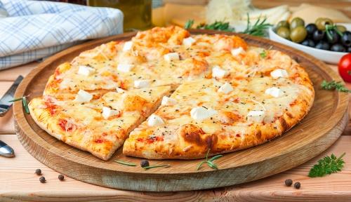 12 Receitas de Pizza 4 Queijos &amp; Propostas Variadas para um Jantar Inesquecível