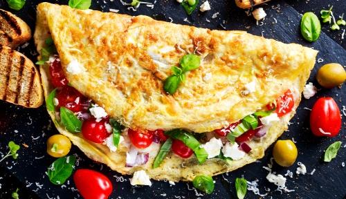 Omelete Recheado + Variações de Recheios para Turbinar Essa Delícia