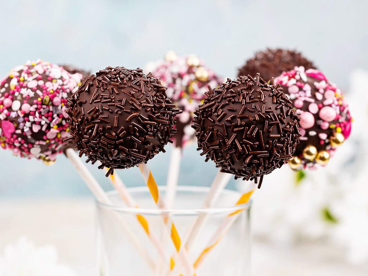 16 Receitas de Cake Pops Ou Bolo No Palito MAIS Propostas Muito Bonitas E Charmosas