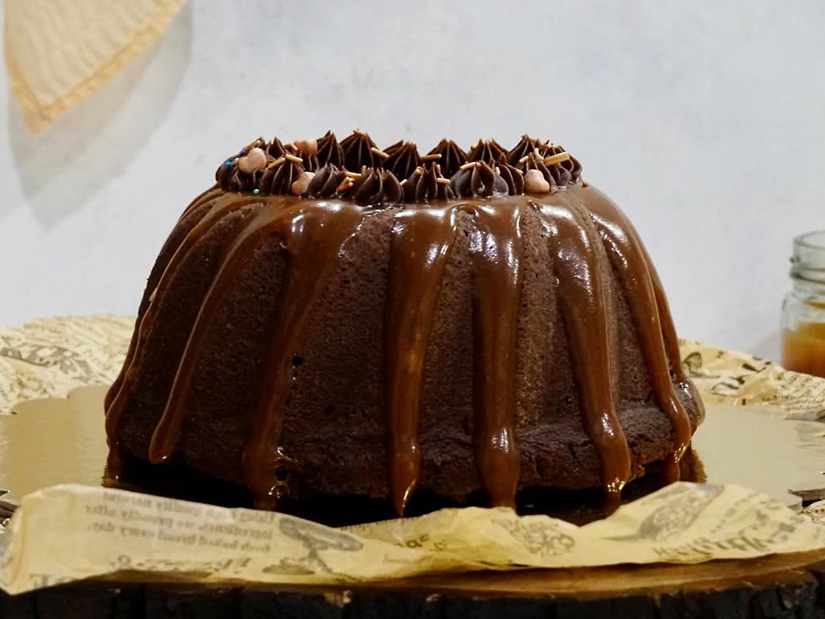 11 Receitas de Bolo de Chocolate de Liquidificador Fofinho Ou Cremoso Para Alegrar O Dia