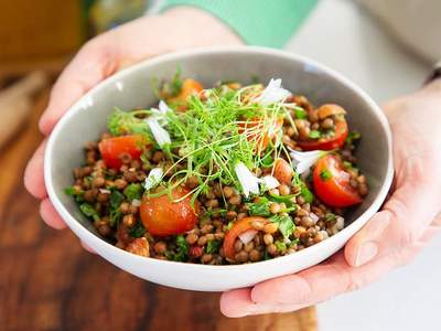 12 Receitas de Salada de Lentilha + Opções Que Vão Fazer Você Se Apaixonar