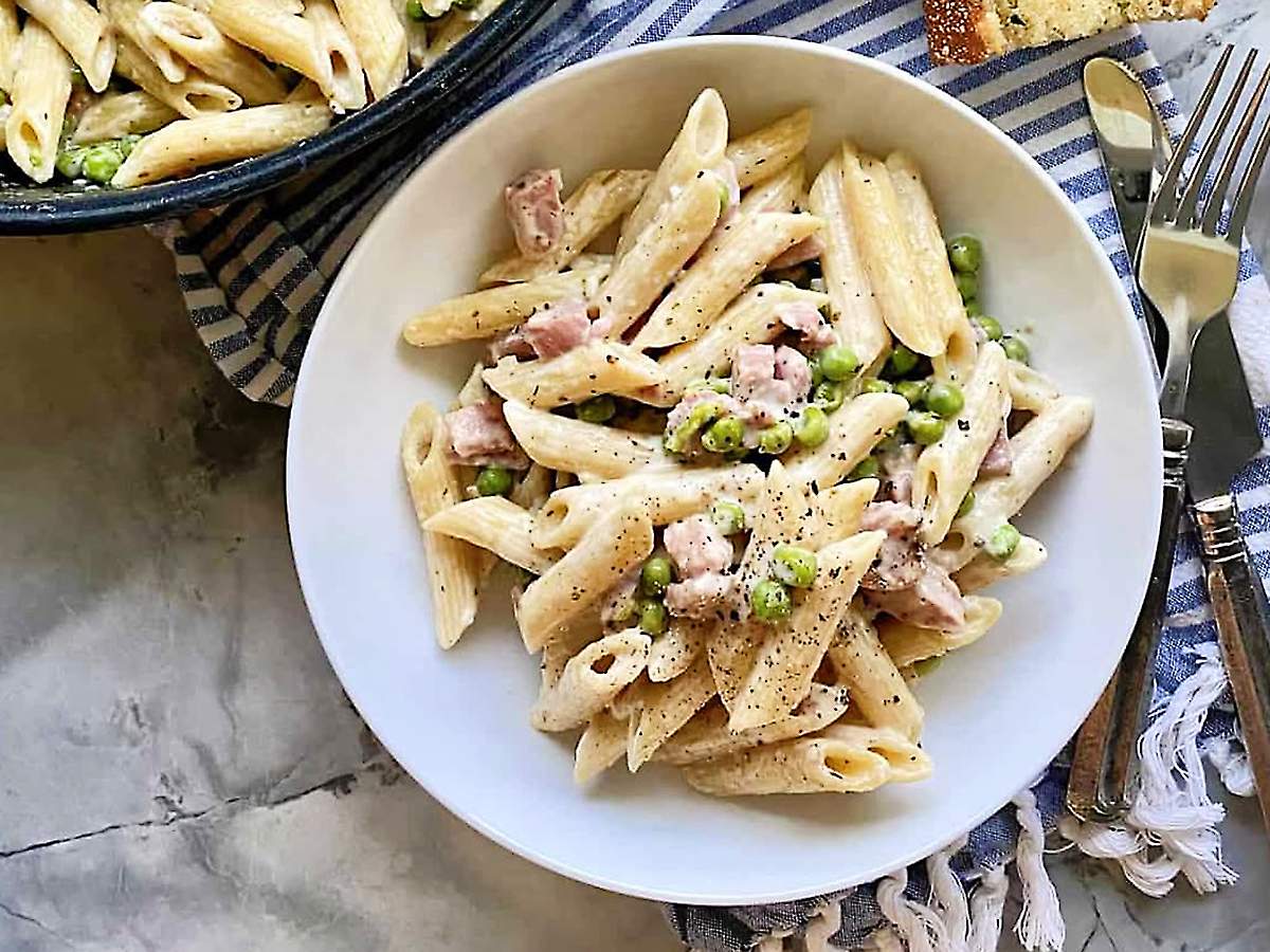 Macarrão Penne Ao Lado de Versões Impressionantes E Irresistíveis