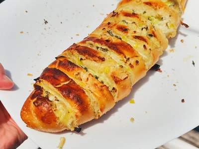 Receita de Pão de Alho + Tipos Diferentes Que Não Podem Faltar Em Sua Mesa