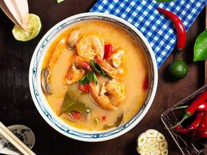 Caldo de Camarão: Sabor do Mar em Casa