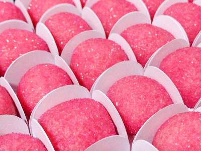 11 Receitas de Brigadeiro Rosa E uma Série de Dicas de Princesa para Deixar Sua Filha Muito Feliz Com Essa Sobremesa