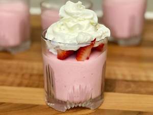 Mousse de gelatina: sobremesa fácil que derrete na boca