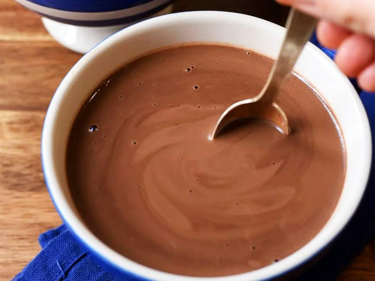 Chocolate Quente Com Creme de Leite + Variações para Esquentar No Inverno