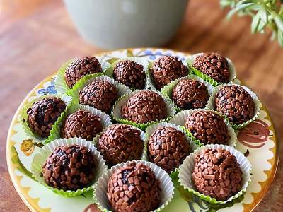 Brigadeiro de Banana Fitness + Propostas Deliciosas para Comer Sem Culpa