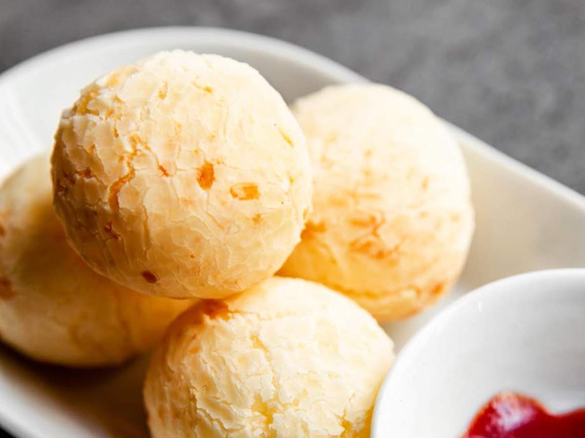 25 Receitas de Pão de Queijo Caseiro + Opções Sensacionais Para Seus Lanches