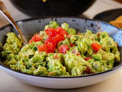 Guacamole Mexicano &amp; Tipos Variados Para Surpreender Seus Convidados