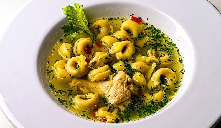 17 Receitas de Sopa de Capeletti Deliciosas