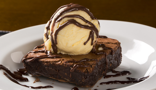 11 Receitas de Brownie Com Sorvete, uma Sobremesa que Vai Matar Sua Vontade de Doce