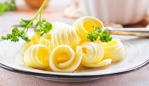 19 Receitas de Manteiga Caseira + Sugestões Cremosas, Diferentes e Deliciosas