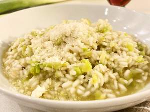 Risoto de alho poró: cremosidade que conquista