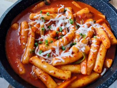 8 Receitas de Tteokbokki Incluindo Ótimas Sugestões Para Variar os Sabores