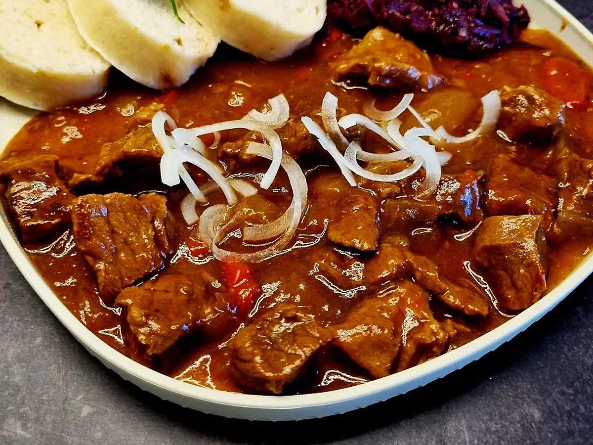 15 Receitas de Goulash Húngaro E Mais Versões De Preparo Surpreendentes