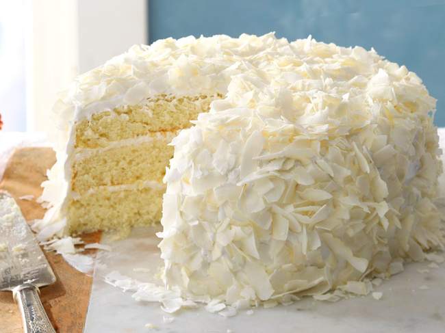 Bolo de Coco para Quem Quer Brilhar Nas Festinhas