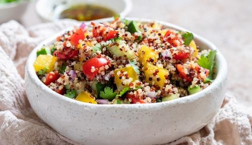 11 Receitas de Salada de Quinoa E Variações para uma Salada Super Saudável