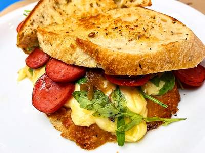 Lanche X Calabresa Com Super Combinações de Recheios E de Modos de Preparo