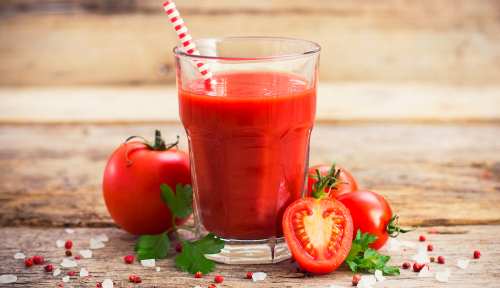 Suco de Tomate E Outras Opções para Utilizar Essa Fruta de Maneira Diferente