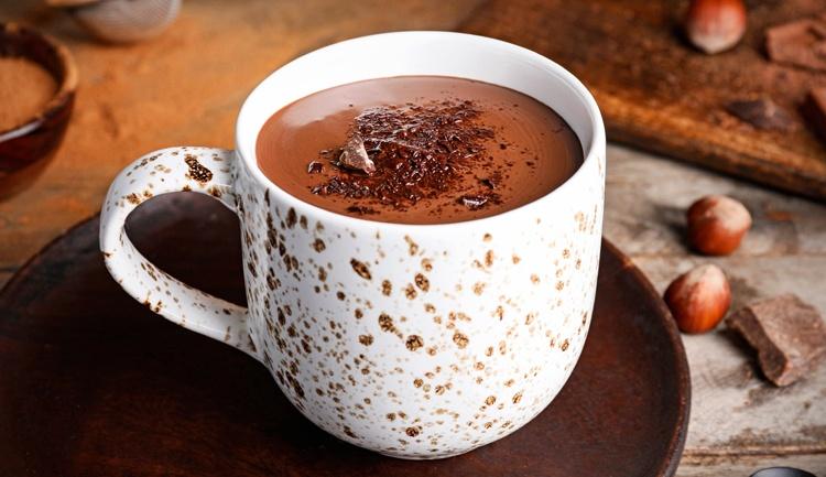 13 Receitas de Chocolate Quente Cremoso, Simples e Caseiro: Saiba como fazer