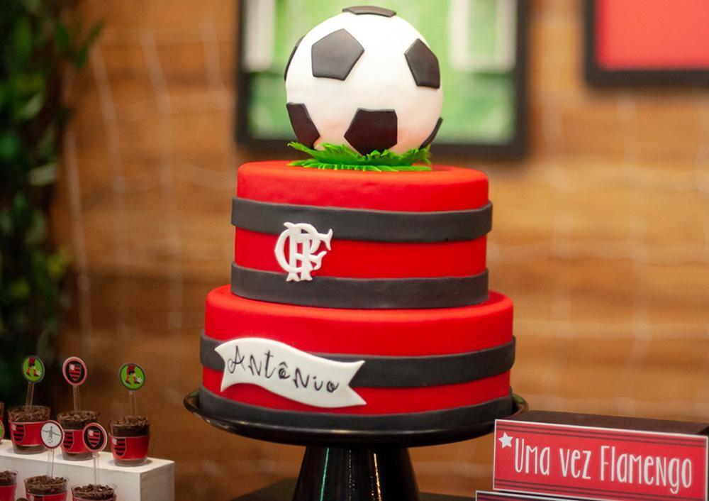 12 Receitas de Bolo do Flamengo para impressionar na festinha