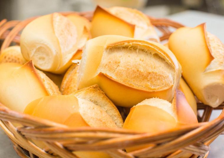 Receita de Pão Francês de Padaria Crocante: Saiba como fazer