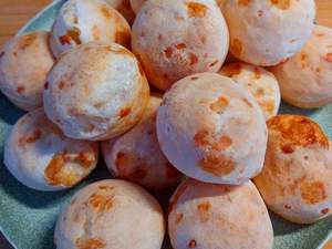 Pão de Queijo Com Polvilho Doce para Você Se Sentir um Mineiro