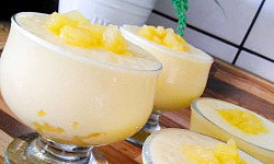 Sobremesa de abacaxi com gelatina: frescor irresistível