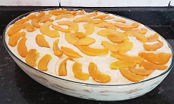 Pavê de pêssego: doçura que derrete na boca