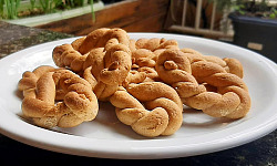 14 Receitas de Rosquinha de Nata E Outras Opções Que São Uma Viagem À Casa Da Vovó